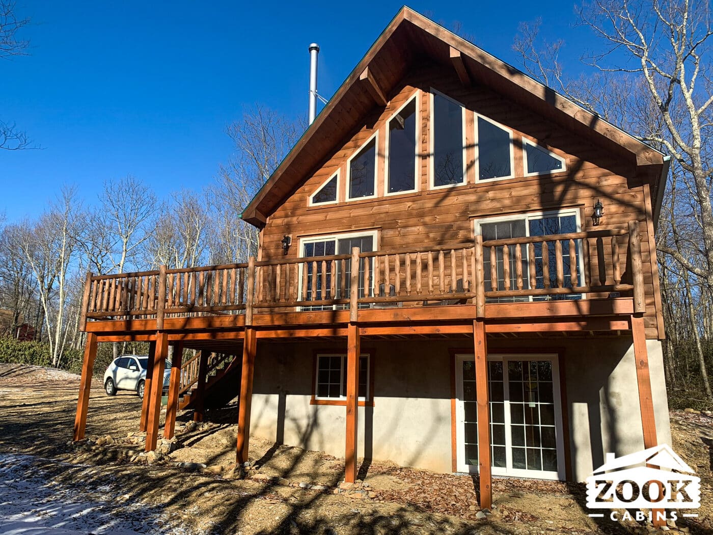 Prefab Challet Cabin Home With a Deck