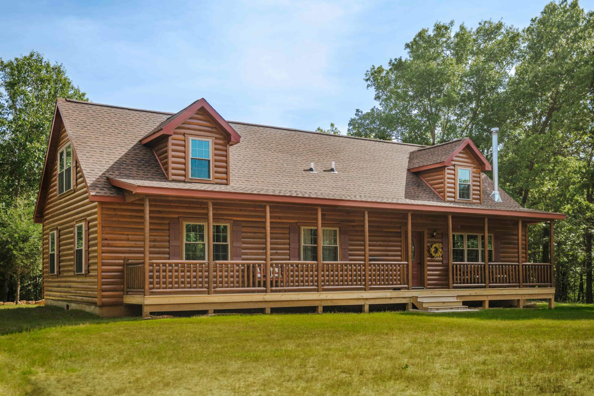 The Glacier Log Cabin With Side Porch | Large Family Cabin