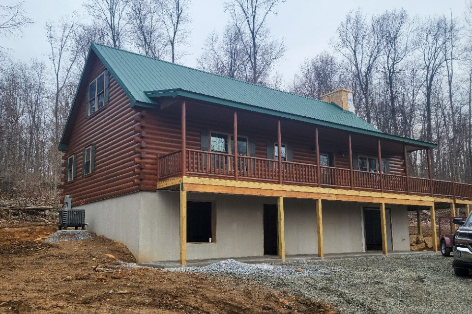 Modular Log home with green roof in barto pa