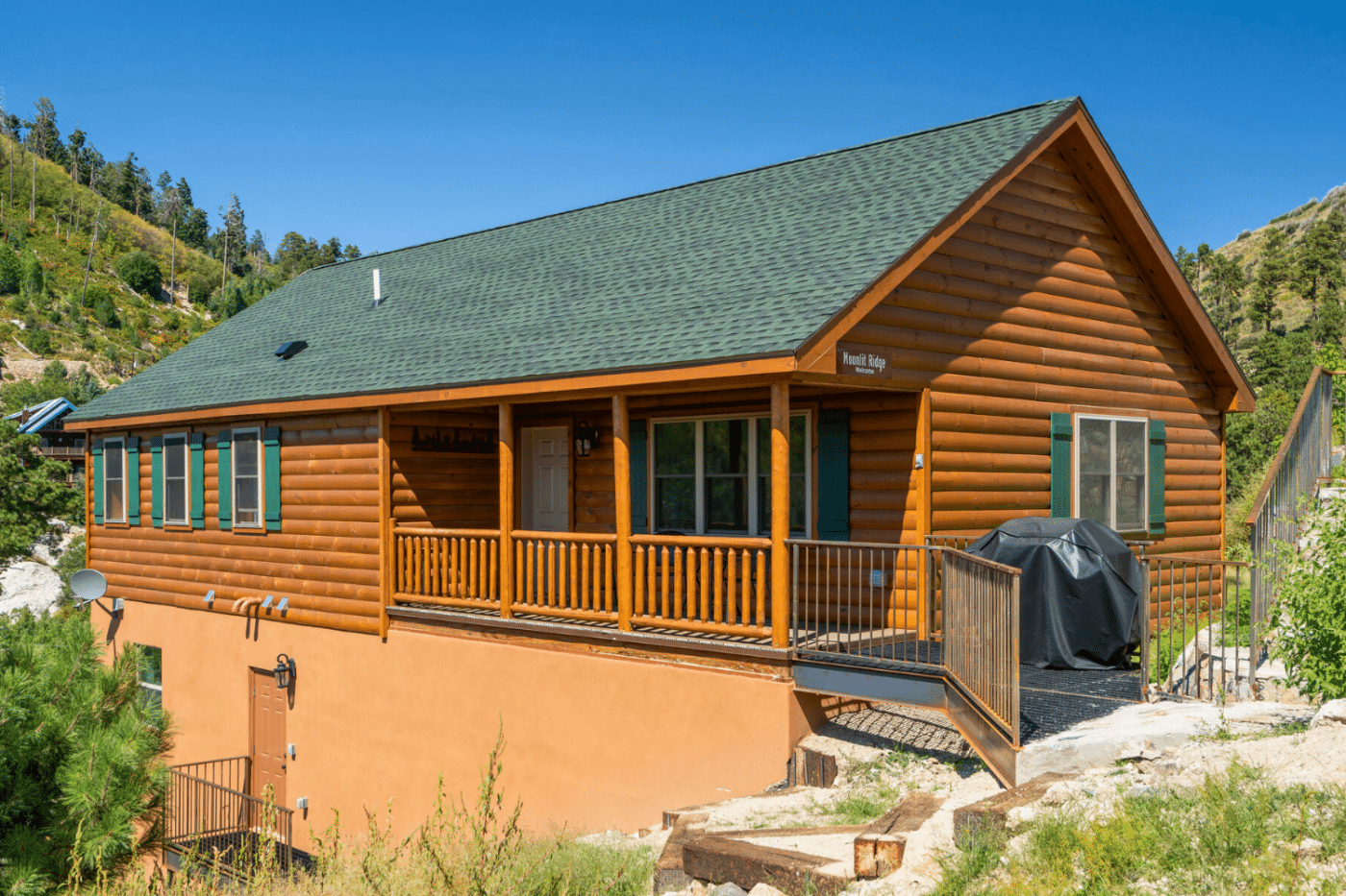 Settler & Frontier Cabins In Mount Lemmon Arizona