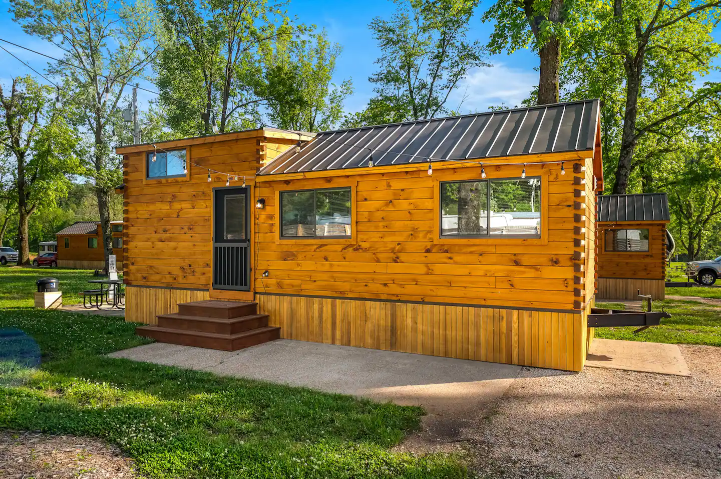 Experience a Zook Cabin 32