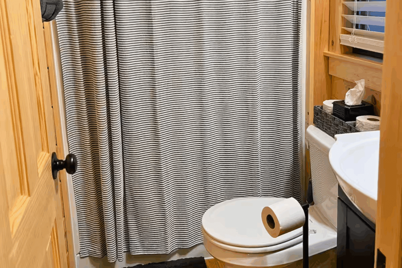 Bathroom in pinecrest park model tiny home located in fallen timber pa built and designed by Zook Cabins