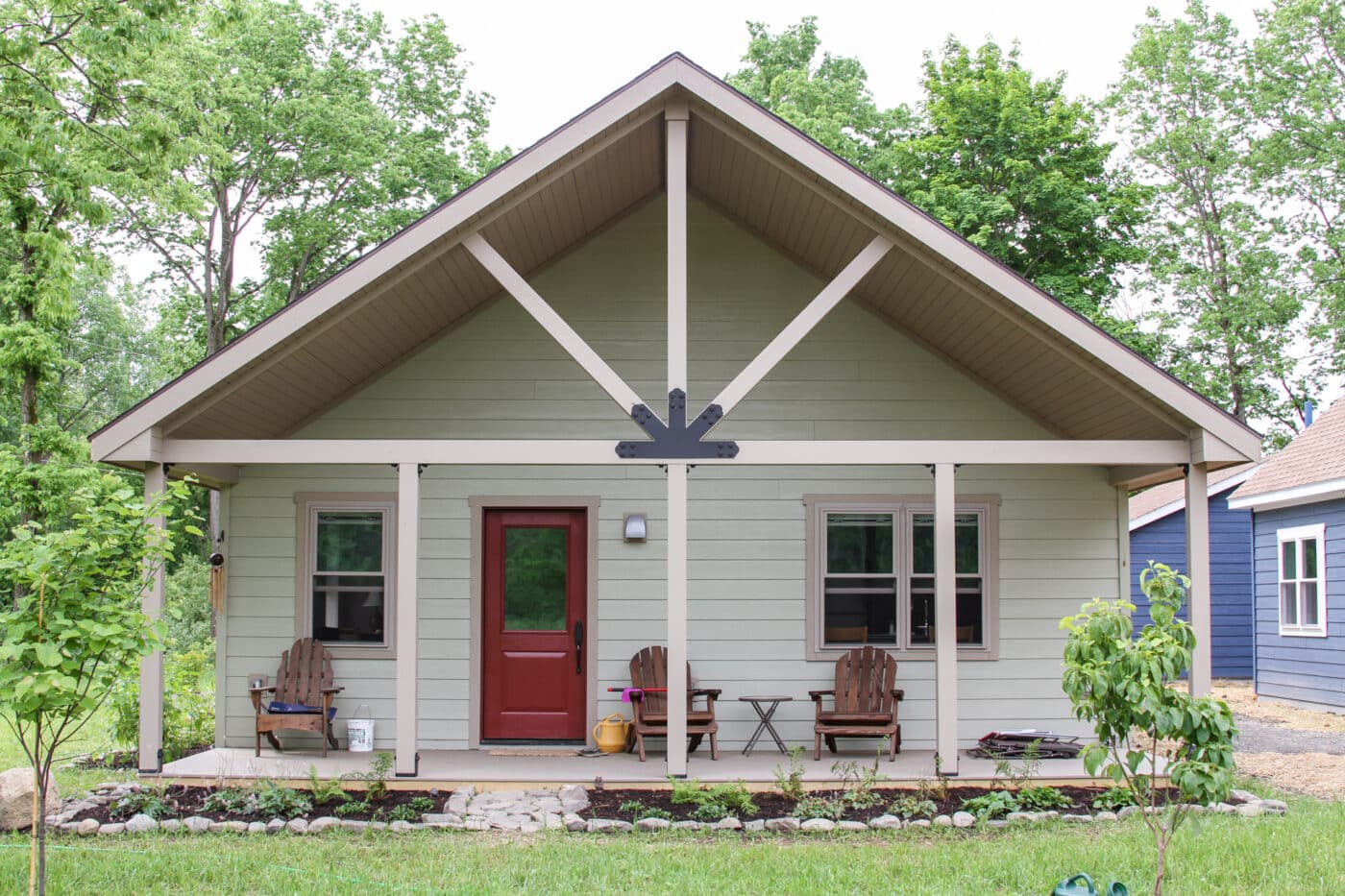 Moder Cabin Builder in Rohde Island