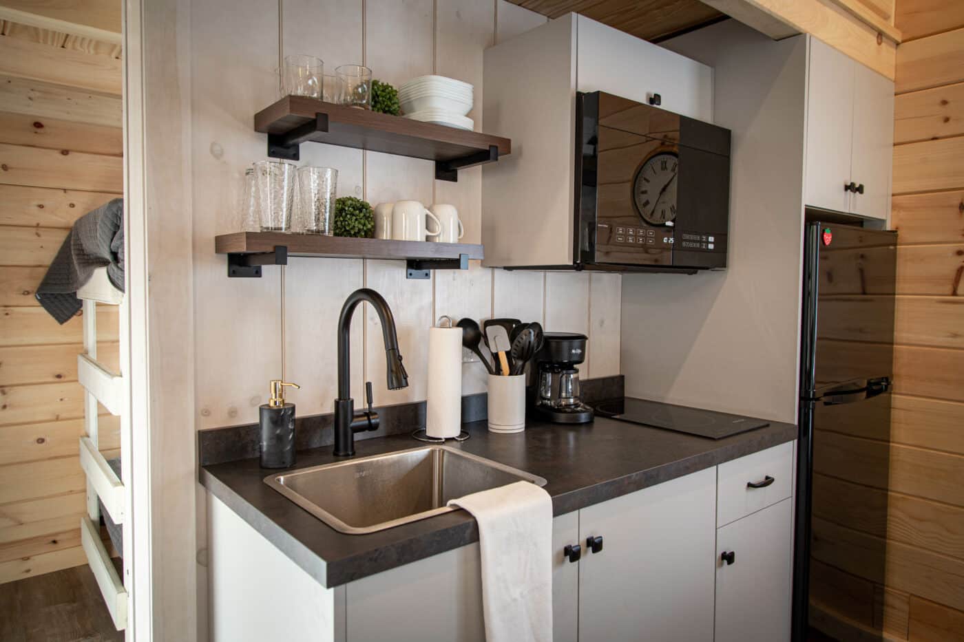 Maximizing Kitchen Space in Your Park Model