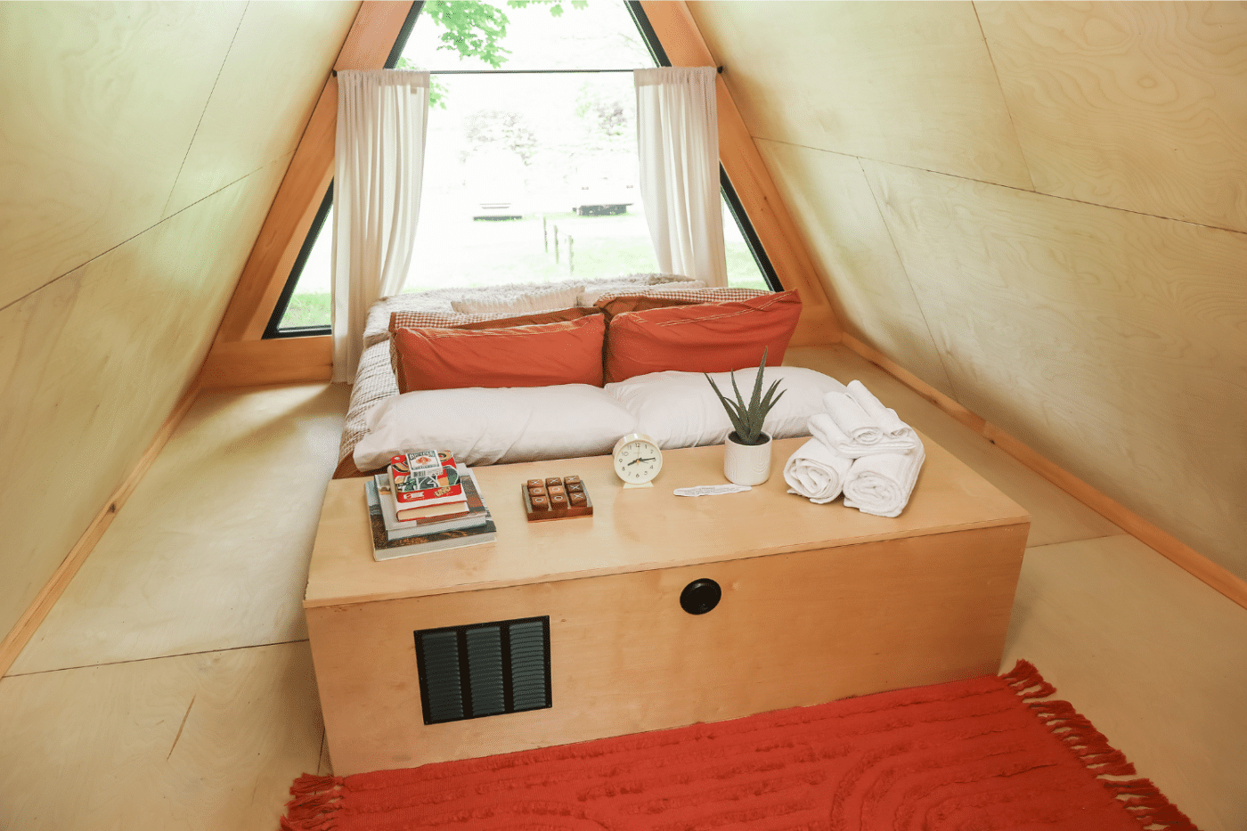 Are glamping pods climate controlled